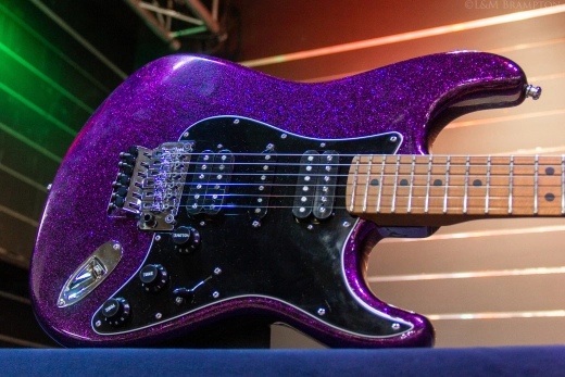Fender Custom Shop - Empire 67 Strat NOS HSH FR MN - Magenta Sparkle 2