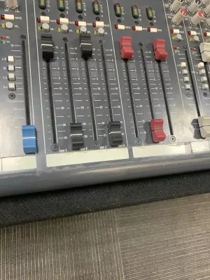Allen & Heath - ZED436 4-Bus Console 7