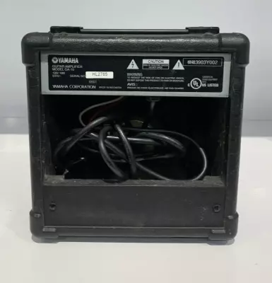 Yamaha - GA10 Guitar Amp 2