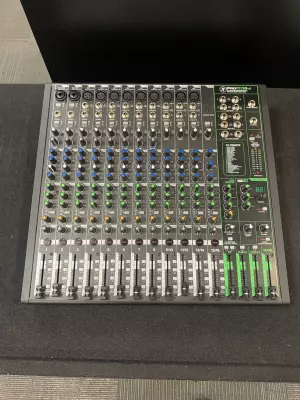 Mackie - PROFX16 V3