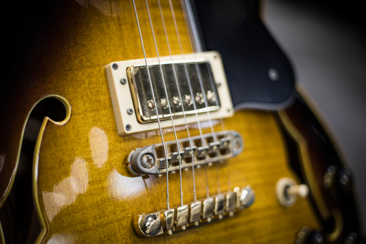 Gear Hunter | Ibanez AS200 Antique Violin 1983