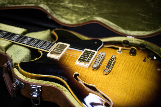 Gear Hunter | Ibanez AS200 Antique Violin 1983