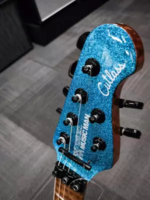 Ernie Ball Music Man - BFR Cutlass Floyd HSS - Bull Head 4