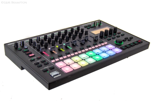 Roland - MC-707 Groovebox 2