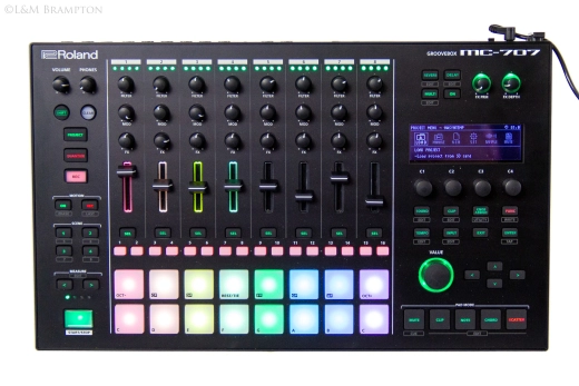 Roland - MC-707 Groovebox