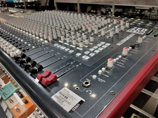 Allen & Heath - ZED-R16 3