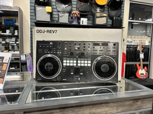 Pioneer DJ - DDJ-REV7