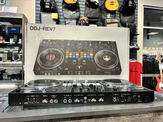 Pioneer DJ - DDJ-REV7 2
