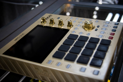 Akai - MPC ONE GOLD 2