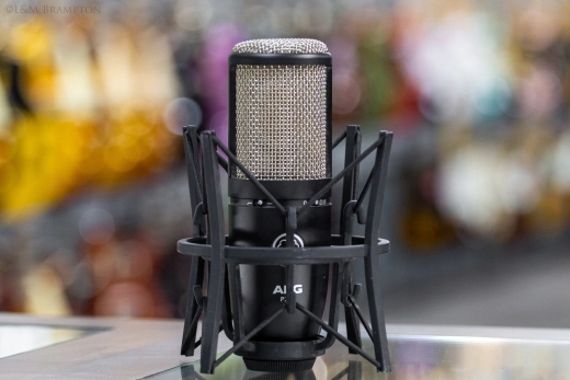 AKG - P220 Large Diaphragm Condenser Mic 2