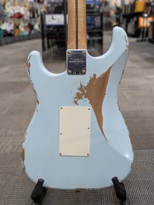 Gear Hunter | FENDER CUSTOM HEAVY RELIC STRATOCASTER
