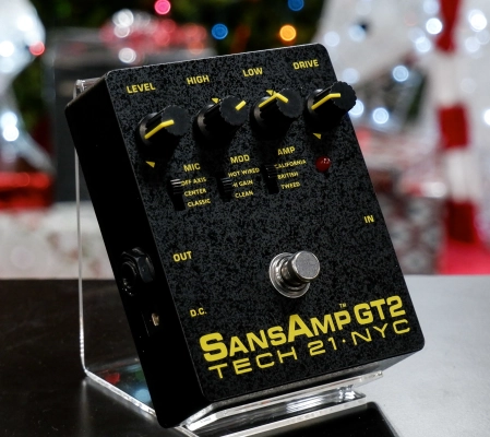 Tech 21 - Sans Amp GT2 3