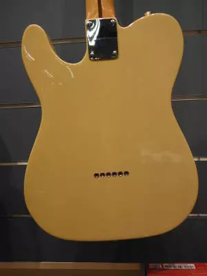 Fender Vintera II Nocaster 2