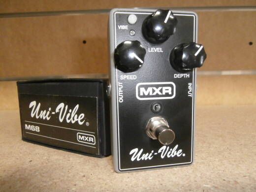 MXR Uni-Vibe Chorus/Vibrato | Long & McQuade