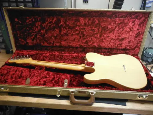 Fender - American Vintage II Tele 2