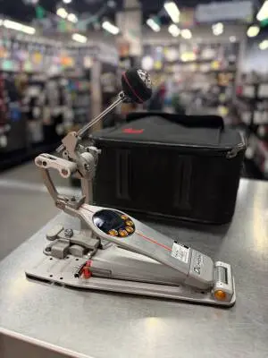 Pearl - P-3000D Drum Pedal 2