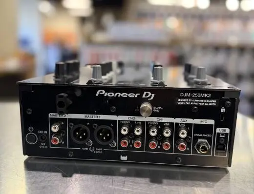Pioneer DJ - Mixer 2