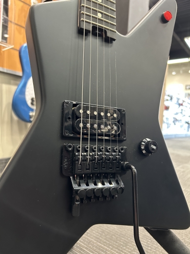 EVH Limited Edition Star, Ebony Fingerboard - Stealth Black - 510-8007-568 7