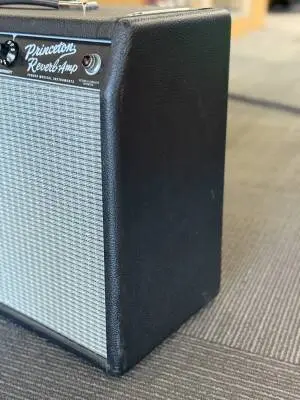 Fender - 65 Princeton Reverb 2