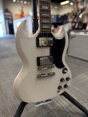 Store Special Product - Epiphone 1961 Les Paul SG Standard Electric Guitar with Case - Aged Classic White- EIGC61SGCWNH