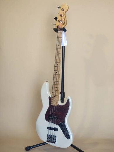 Fender - Player Plus Jazz Bass, Maple Fingerboard - Olympic Pearl 2