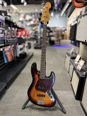 Squier - J Bass 3TSB