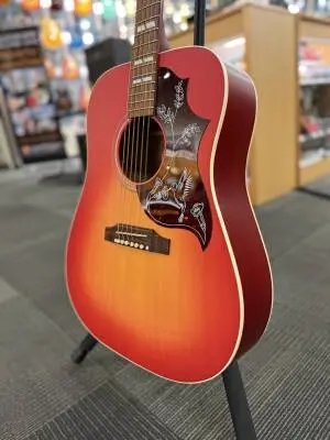 Gibson - Hummingbird 2