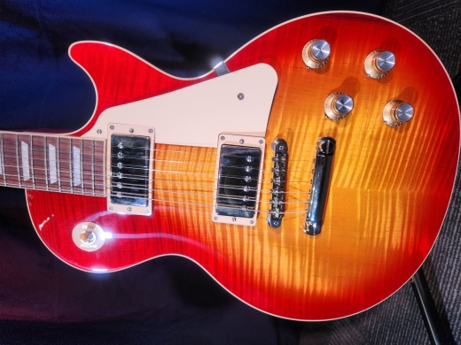 Gibson - Limited Edition Les Paul Standard 60's AAA Top - Cherry Burst 2