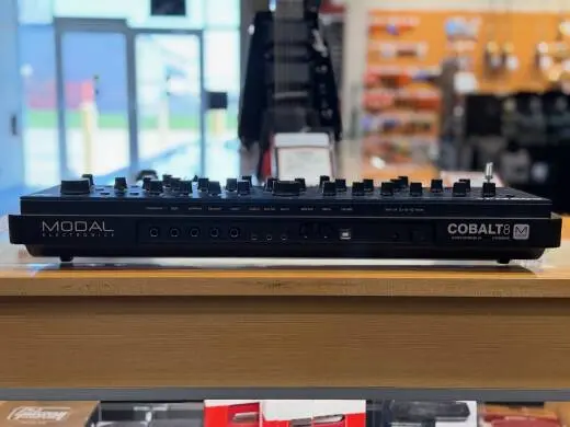 Modal Electronics - COBALT8 2