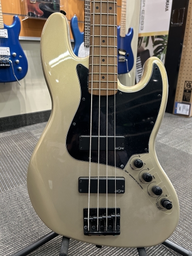 Squier Contemporary Active Jazz Bass HH, Roasted Maple Fingerboard - Shoreline Gold - 037-0451-544 2