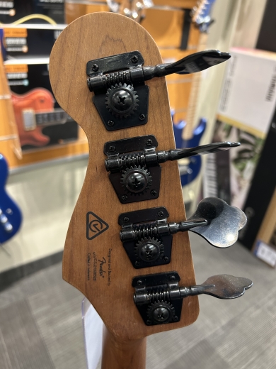 Squier Contemporary Active Jazz Bass HH, Roasted Maple Fingerboard - Shoreline Gold - 037-0451-544 5