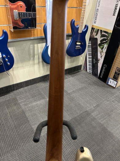 Squier Contemporary Active Jazz Bass HH, Roasted Maple Fingerboard - Shoreline Gold - 037-0451-544 6