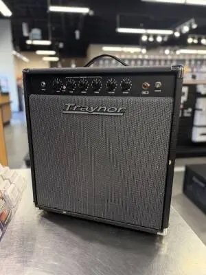 Traynor - 1x12 Guitar Amp YGL1