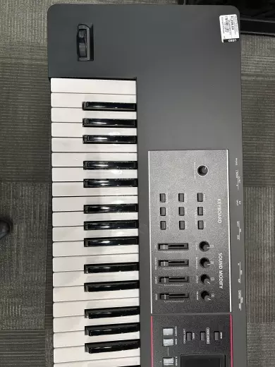Roland - JUNO-D7 2