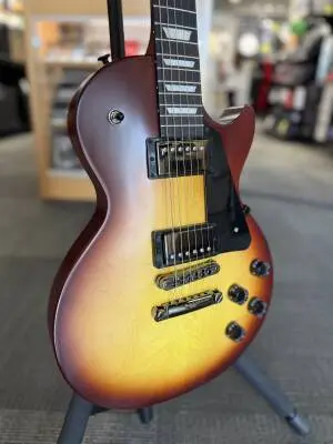 Gibson - Les Paul Modern Satin Ice Tea 2
