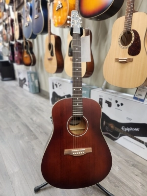 Seagull Guitars - S51991