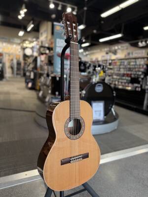 Almansa - 3/4 Nylon String Guitar