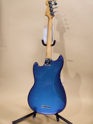 Fender - Vintera II 70s Mustang Bass, Rosewood Fingerboard - Competition Burgundy 4