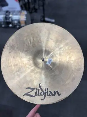 Zildjian - A 18 Inch Medium Thin Crash 2