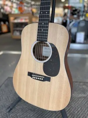 Martin Guitars - DJR-10E 2