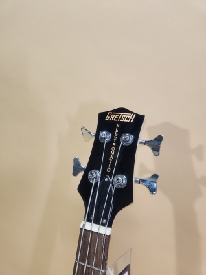 Store Special Product - Gretsch Guitars - Electromatic Junior Jet Bass II Short-Scale, Black Walnut Fingerboard - Shell Pink