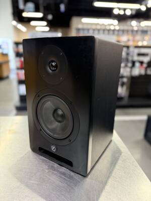 Yorkville Sound - YSM6