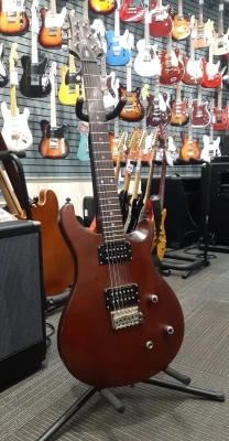 PRS SE STANDARD MATTE MAHOGANY TREM