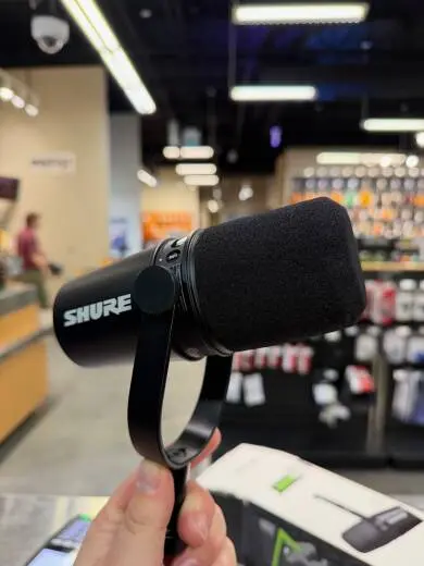 Shure - MV7-K 2