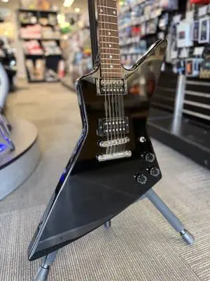 Gibson - 80s Explorer Ebony 2