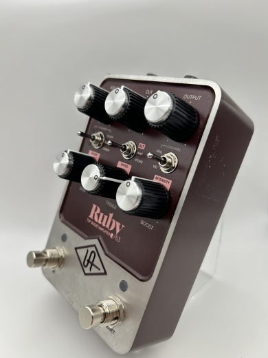 Universal Audio UAFX Ruby '63 Top Boost Amplifier Pedal - UA-GPM-RUBY