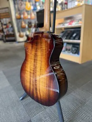 Taylor Guitars - 224CE-K DLX 2