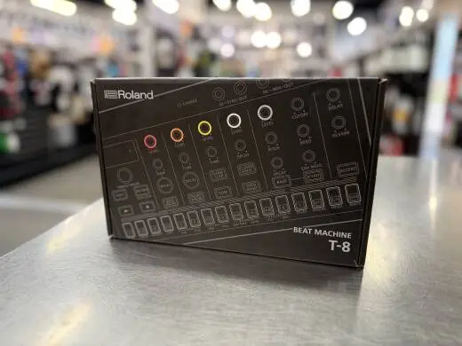 Roland - T-8 2