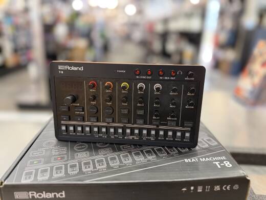 Roland T-8 AIRA Compact Beat Machine | Long & McQuade
