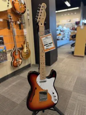 Squier - 037-8272-500